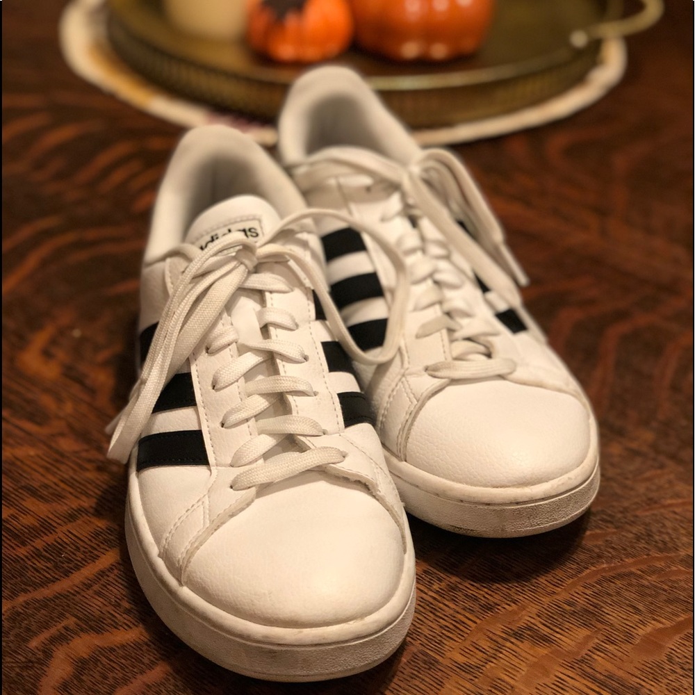 Adidas Grand Court Women’s Sneaker